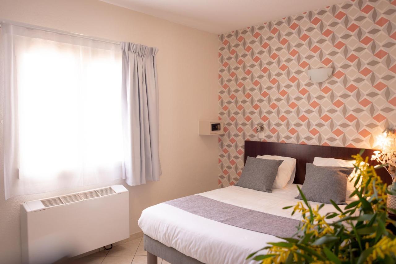 Hotel Et Appartements Reine D'Azur Roquebrune-Cap-Martin Dış mekan fotoğraf