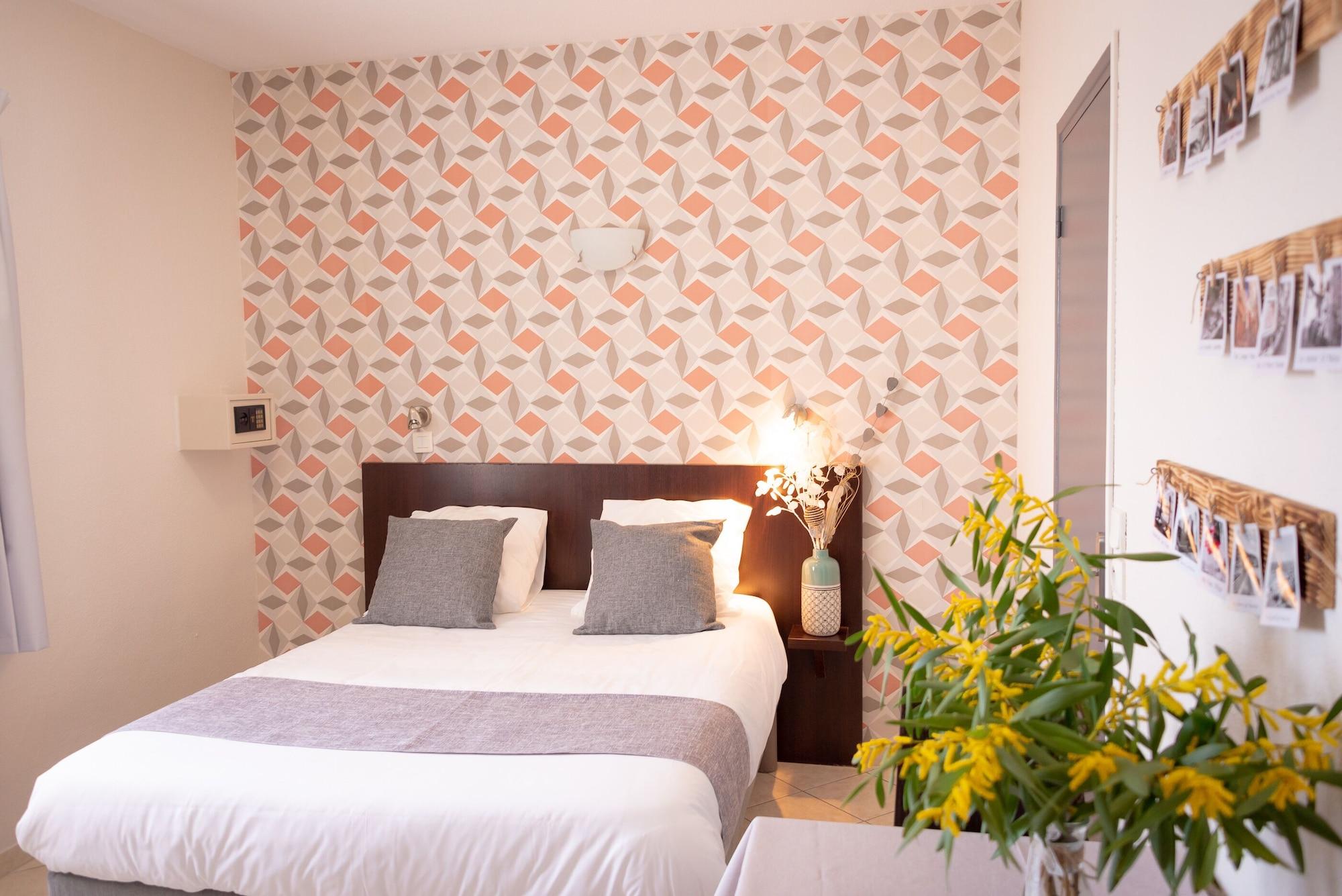 Hotel Et Appartements Reine D'Azur Roquebrune-Cap-Martin Dış mekan fotoğraf