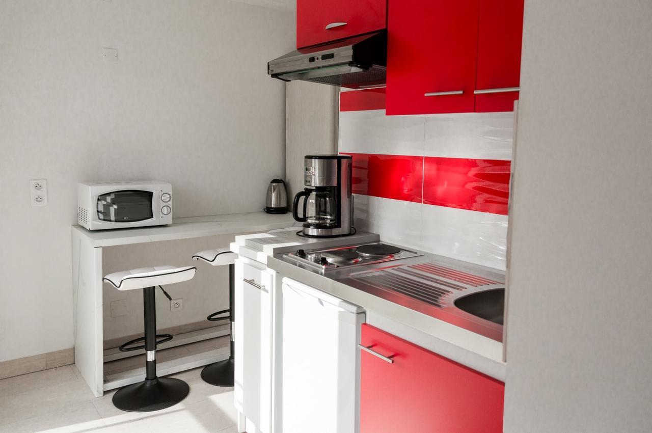 Hotel Et Appartements Reine D'Azur Roquebrune-Cap-Martin Dış mekan fotoğraf